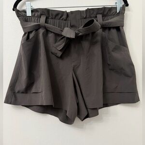 Athleta Dark Gray  High-Waist Paperbag Tie Shorts with Pockets Stretch Size 8
